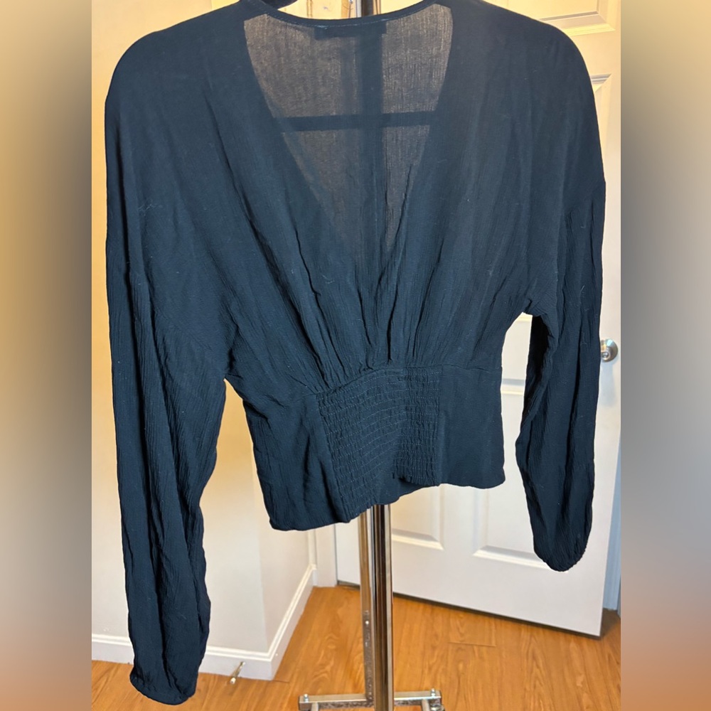 Abercrombie & Fitch Women’s Top - Picture 3 of 3